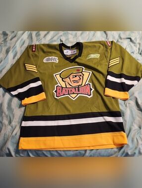 Rare Brampton Battalion Reebok / CCM OHL Hockey Jersey Men's  Size Medium